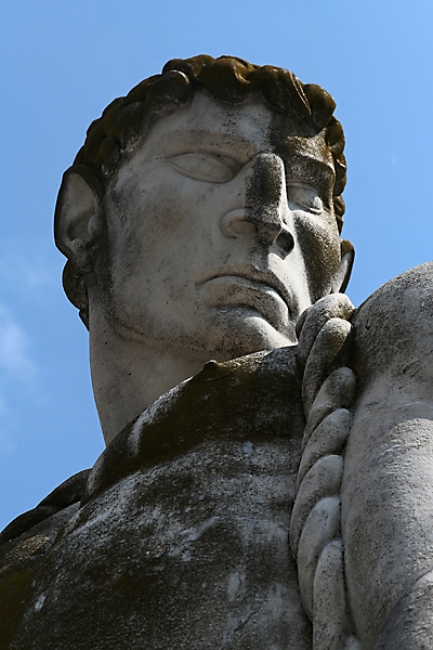 Stadio dei marmi 382